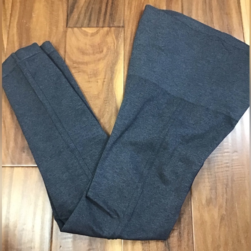 SPANX Size XL Look at Me Now Seamless High Waist Grey Leggings - Picture 8 of 11